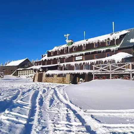 Lyzarska Bouda Hotel *