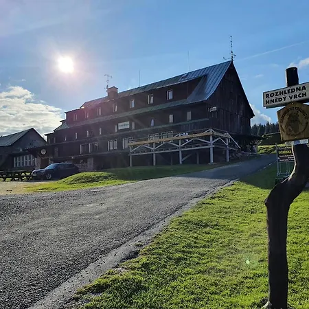 Hotel Lyžařská Bouda *